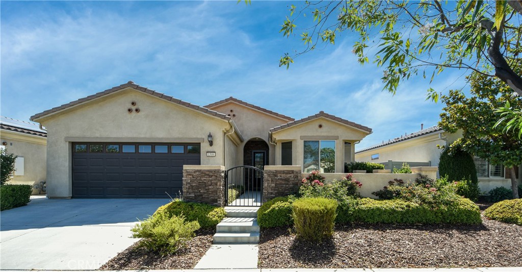 1506 Via Rojas Property Photo 1