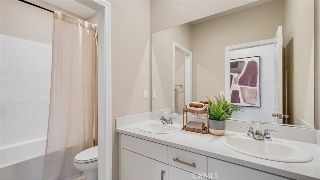 7470 Penn Avenue Property Photo 8