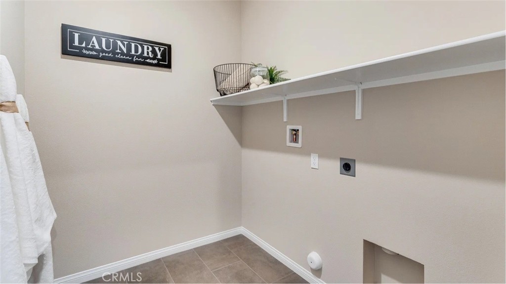 7470 Penn Avenue Property Photo 14