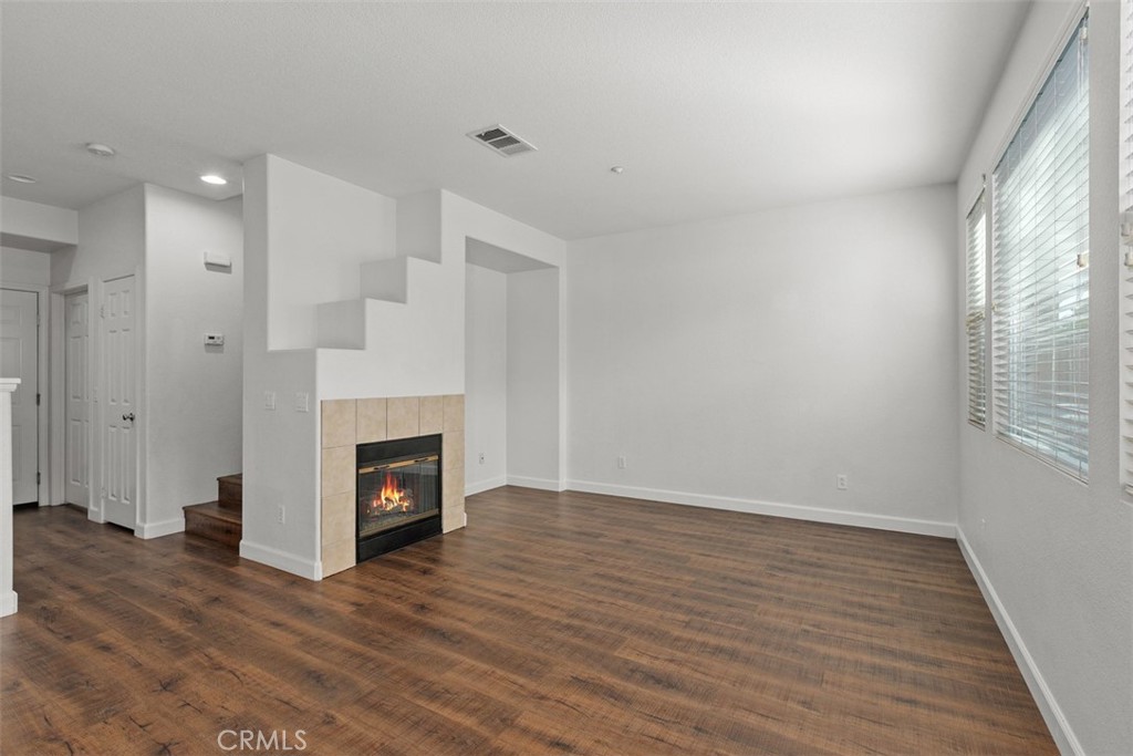 41737 Ridgewalk St. 1 Property Photo 6