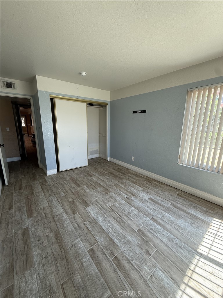 3054 N Forest Property Photo 9