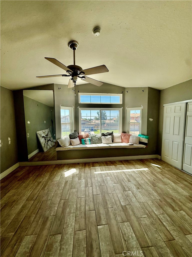 3054 N Forest Property Photo 15