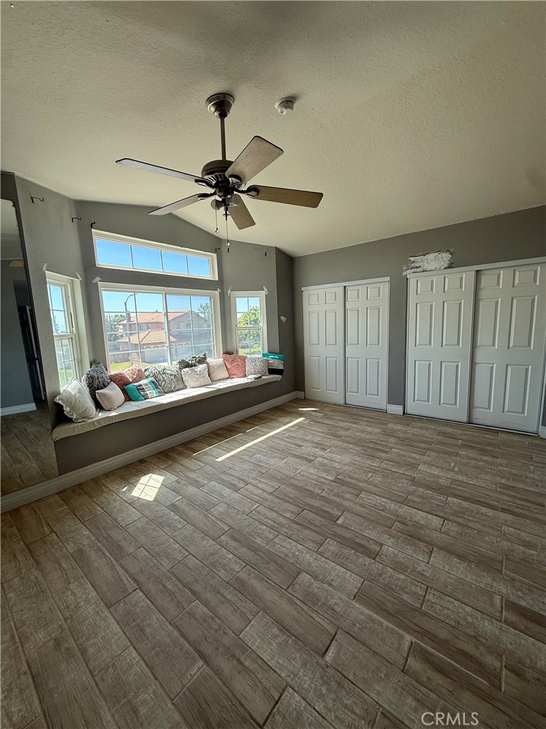 3054 N Forest Property Photo 16