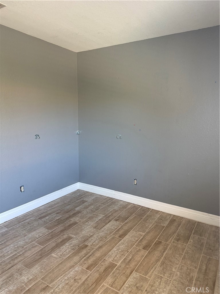 3054 N Forest Property Photo 18