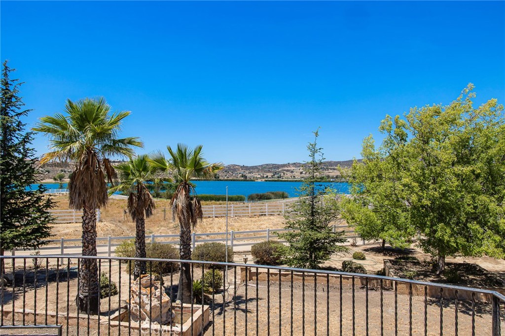 41810 Lakefront Drive Property Photo 4