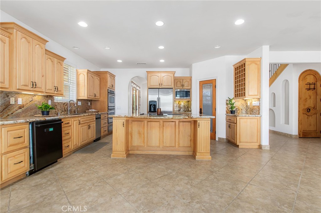41810 Lakefront Drive Property Photo 29