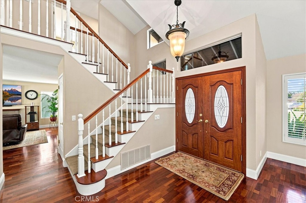 4566 Dunhill Court Property Photo 9