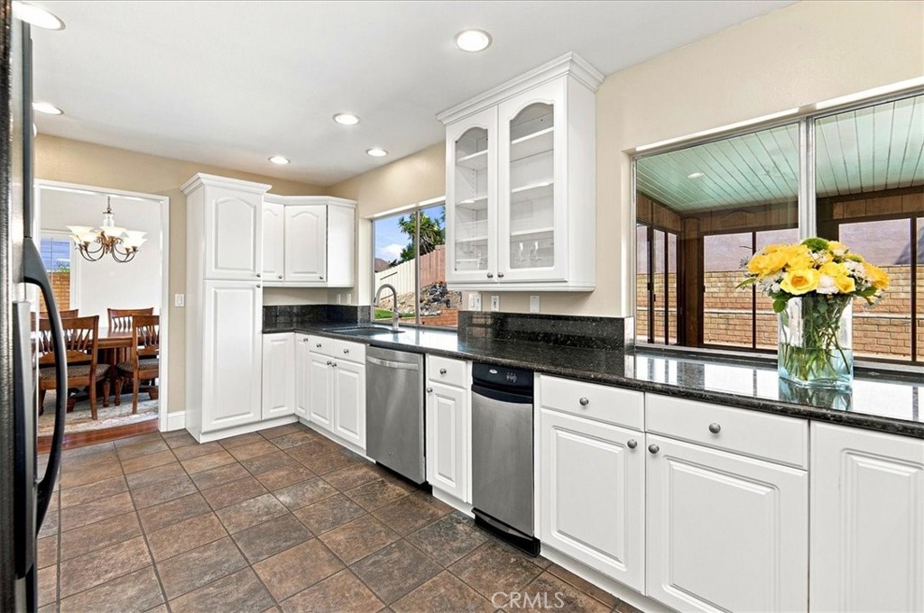 4566 Dunhill Court Property Photo 17