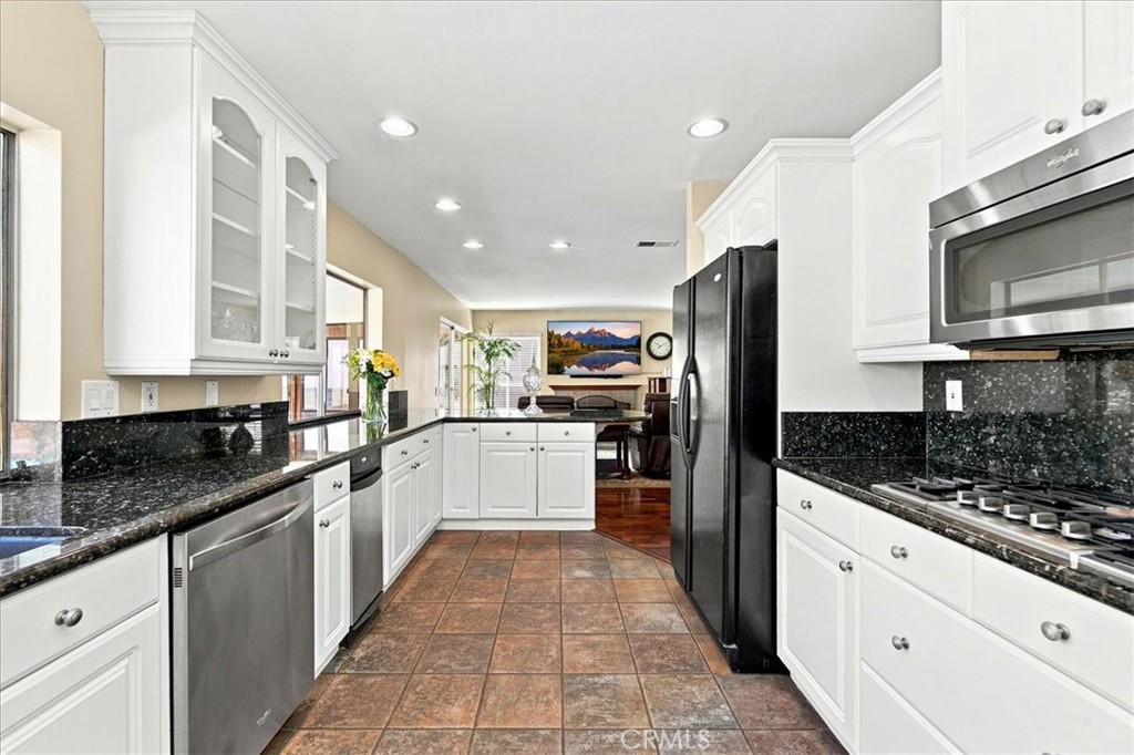 4566 Dunhill Court Property Photo 20