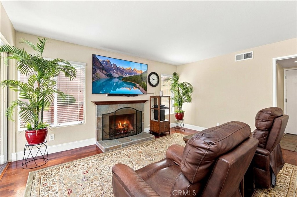 4566 Dunhill Court Property Photo 21