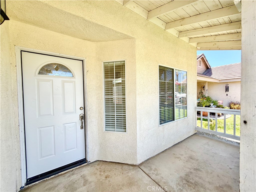 27071 School Park Drive Property Photo 4