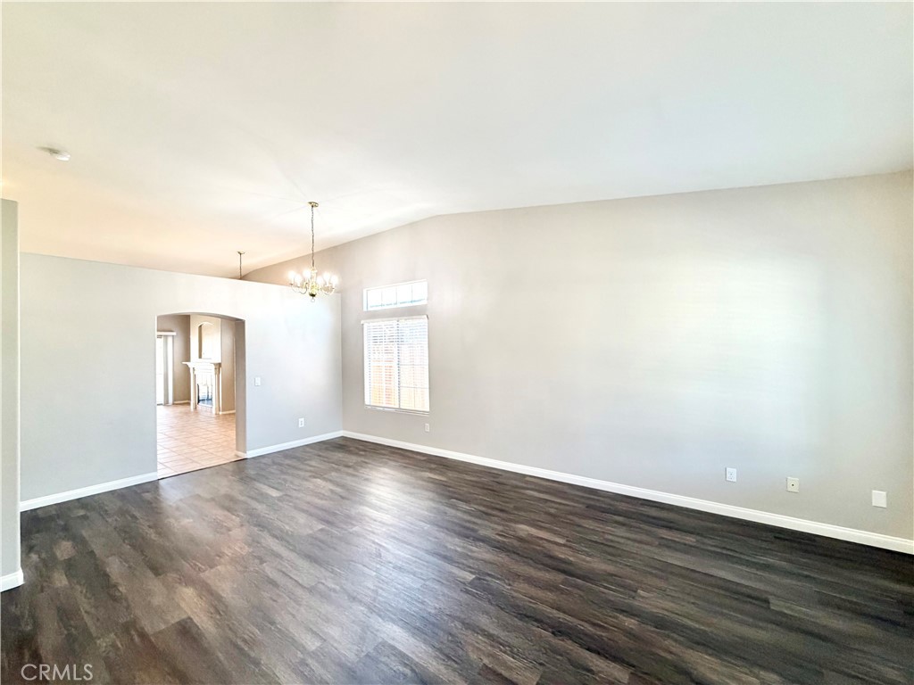 27071 School Park Drive Property Photo 5