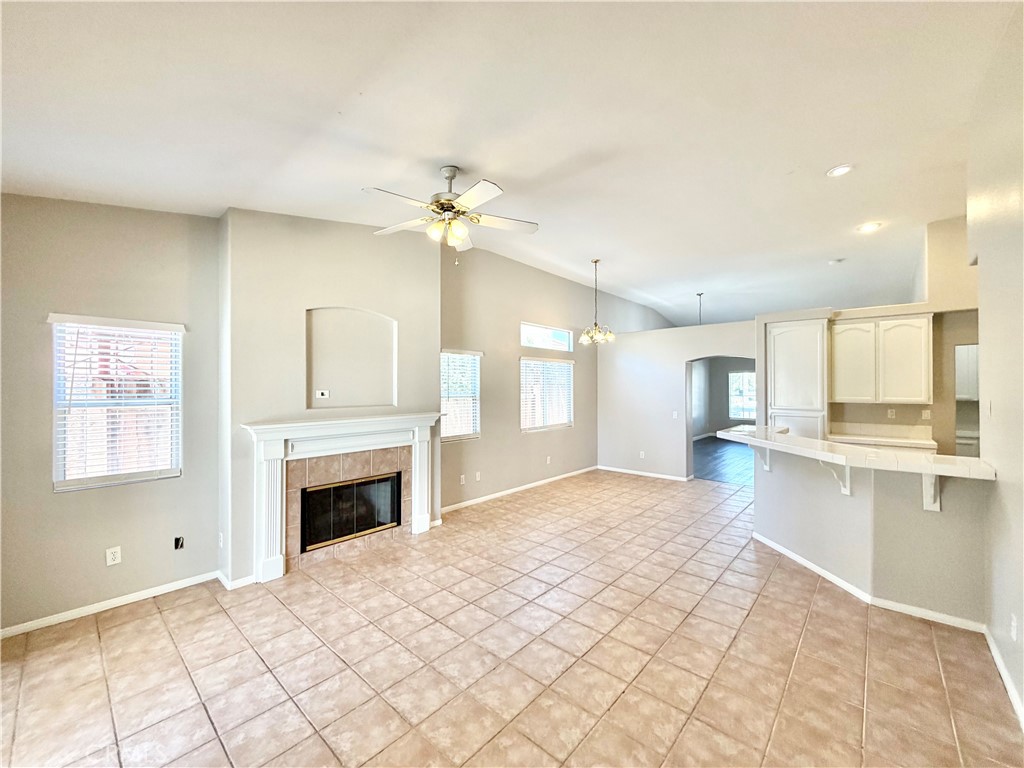 27071 School Park Drive Property Photo 8