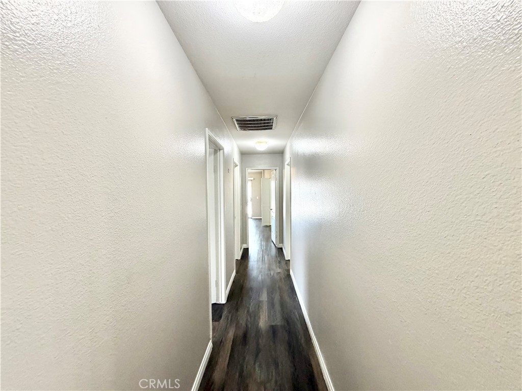 27071 School Park Drive Property Photo 17