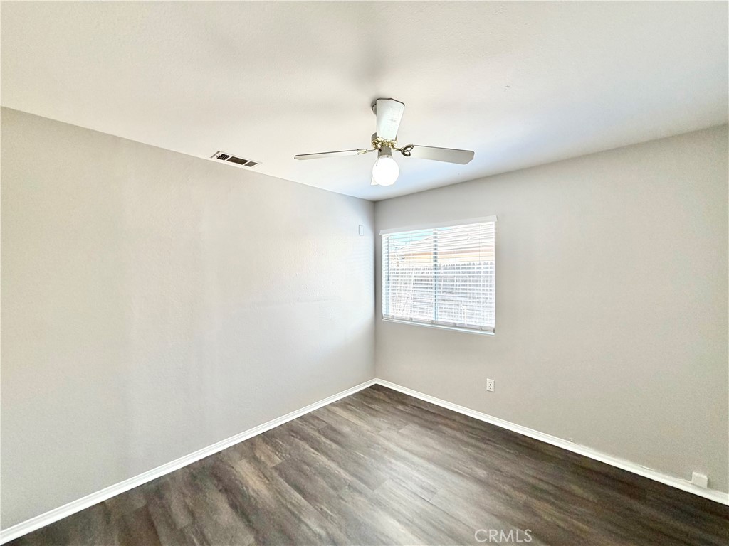 27071 School Park Drive Property Photo 18