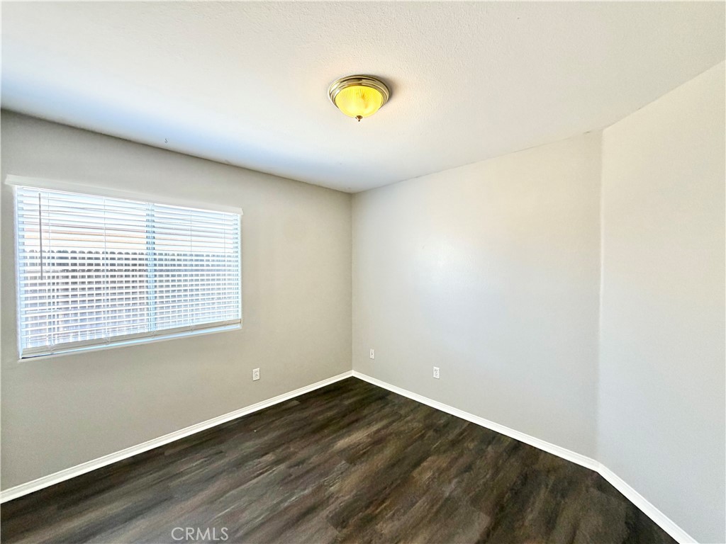 27071 School Park Drive Property Photo 21