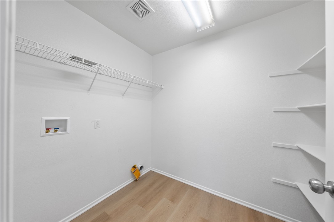 46371 Sharon Street Property Photo 16