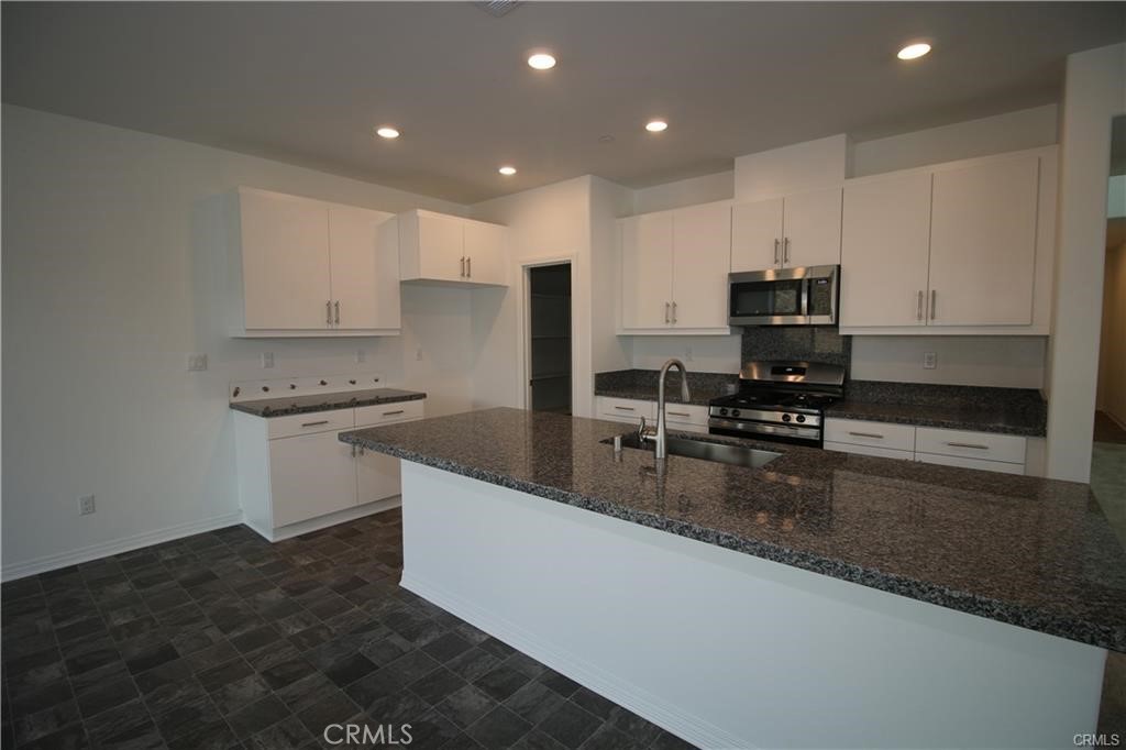 30128 Truckee Circle Property Photo 6
