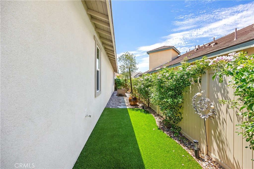 32012 Hyacinth Way Property Photo 34