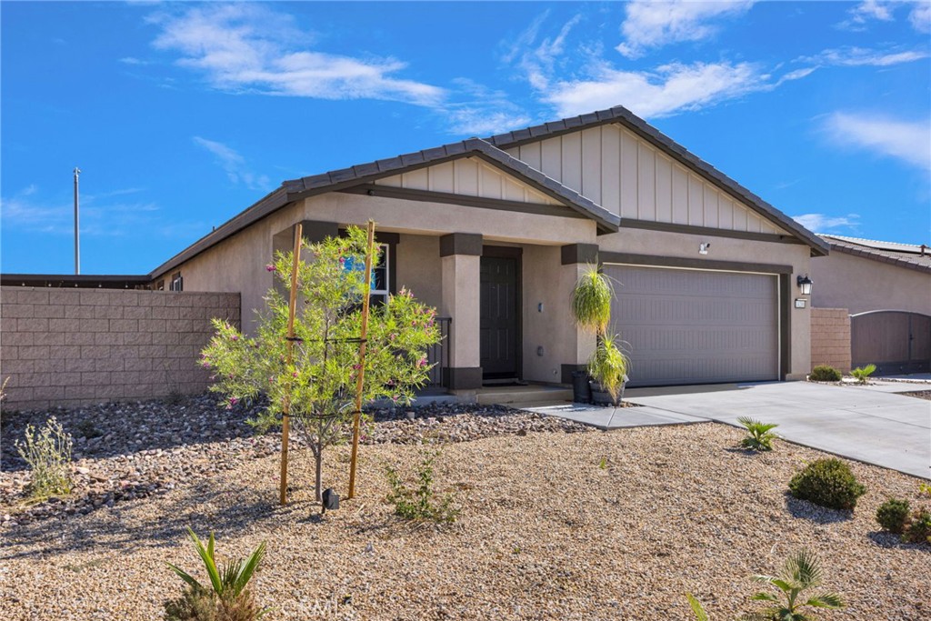 14200 Notre Dame Property Photo 2