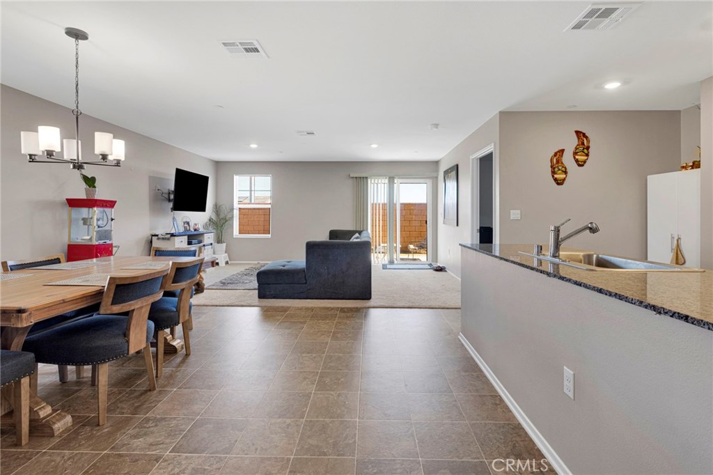 14200 Notre Dame Property Photo 10