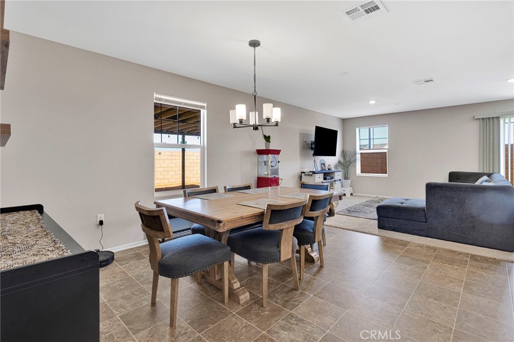 14200 Notre Dame Property Photo 11