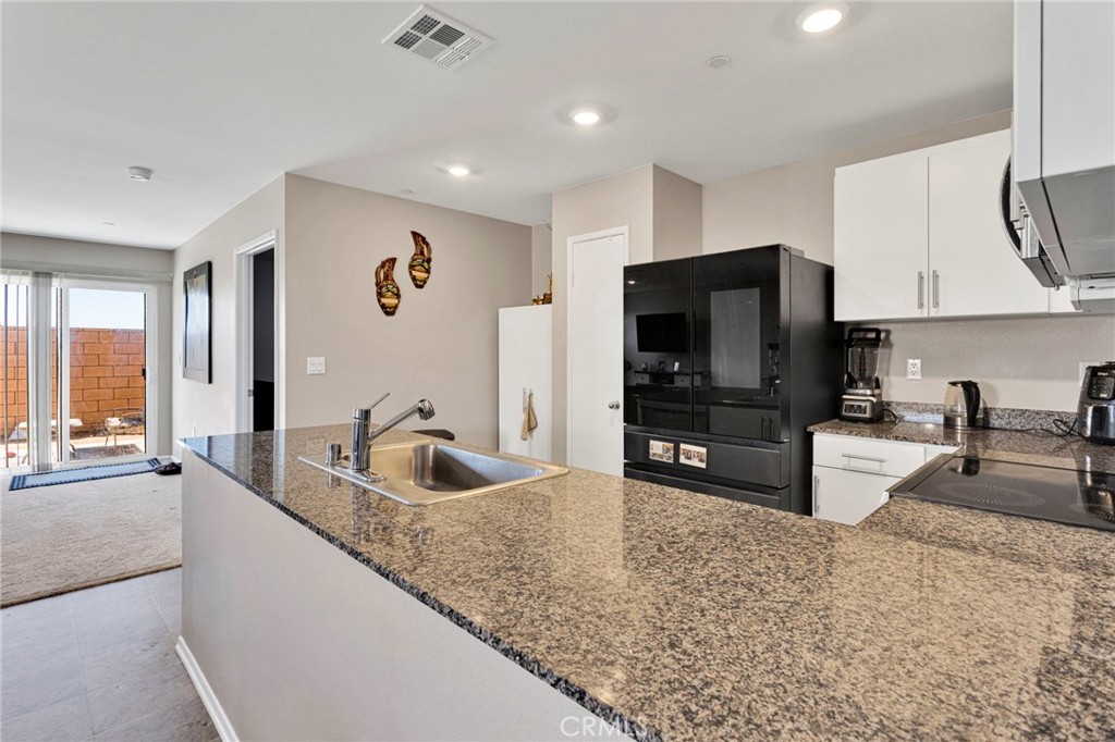 14200 Notre Dame Property Photo 12