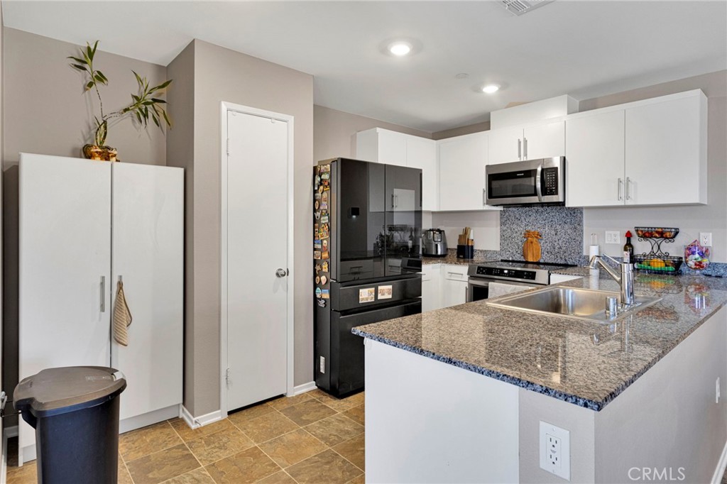 14200 Notre Dame Property Photo 15