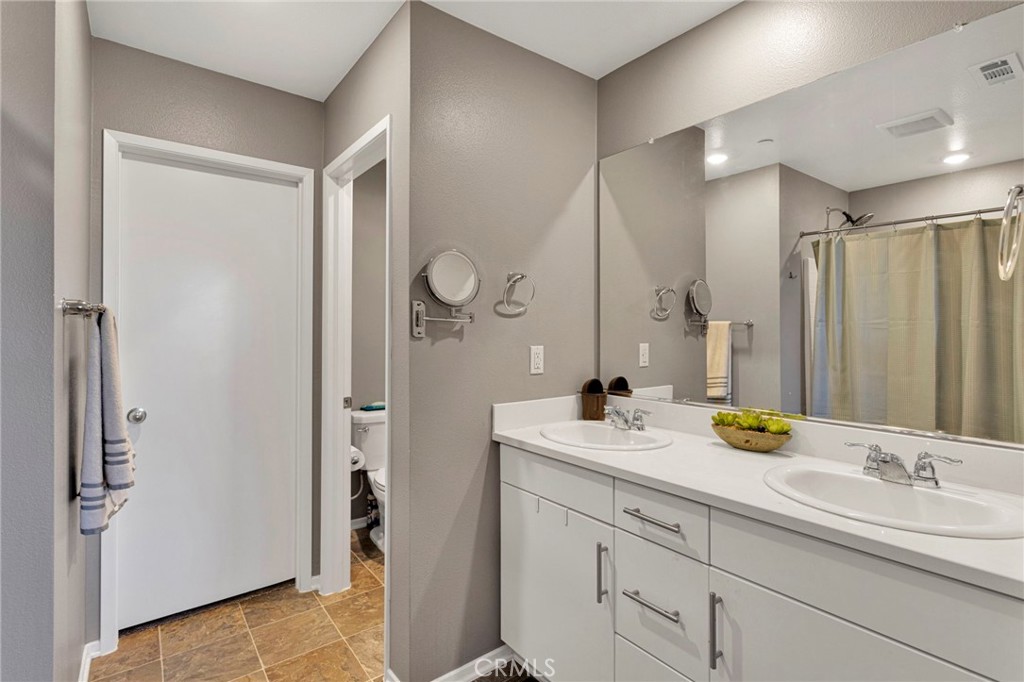14200 Notre Dame Property Photo 33
