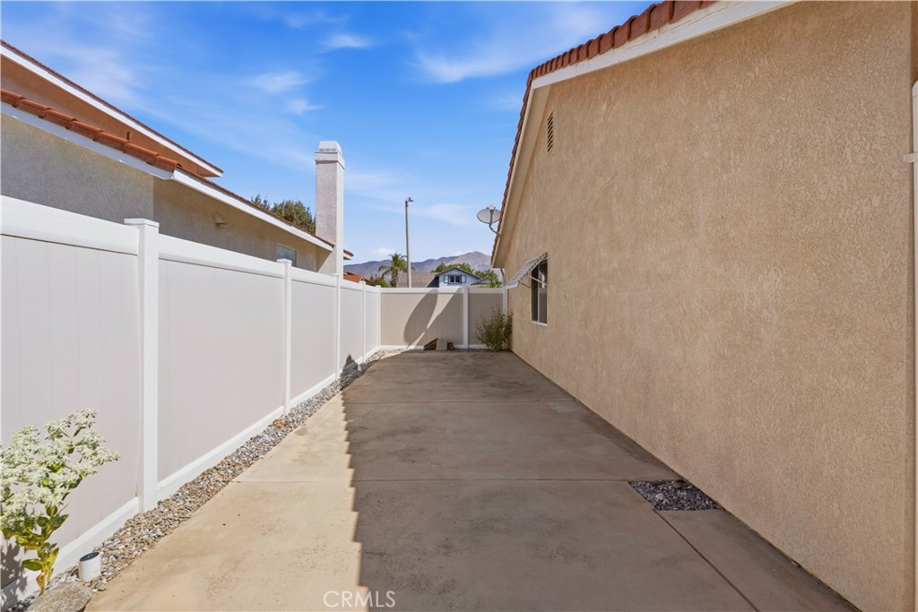 1022 Reinhart Property Photo 30