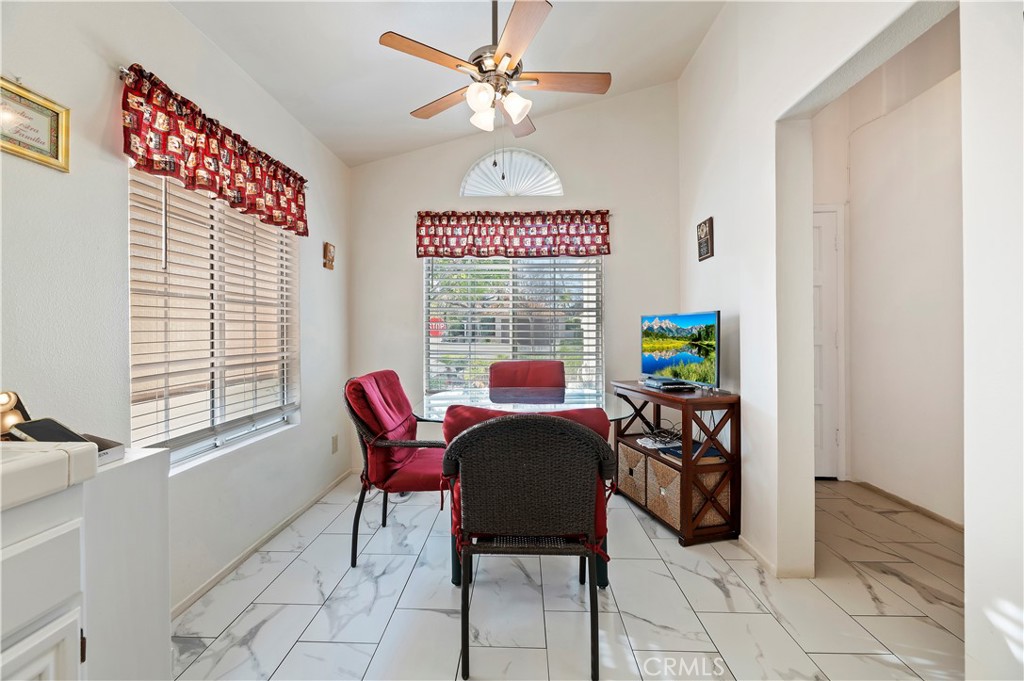 40172 Corte Peralta Property Photo 15