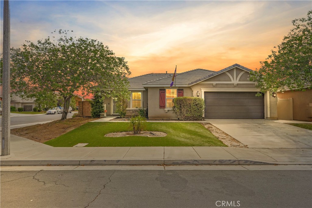 3411 Bryce Canyon Way Property Photo 1