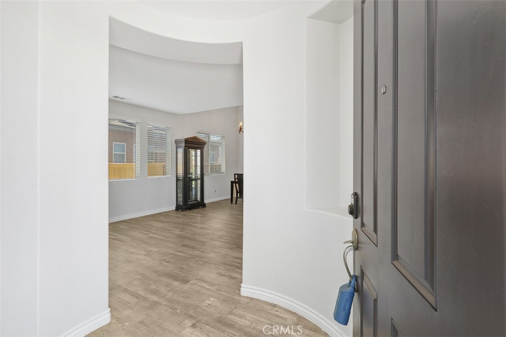 34596 Sourwood Property Photo 3