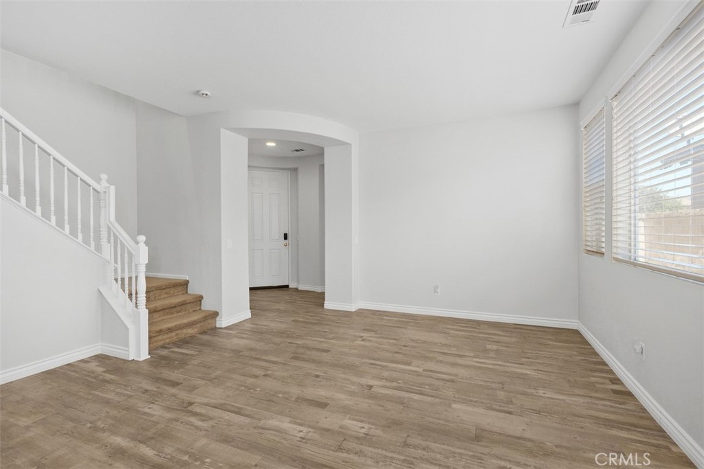 34596 Sourwood Property Photo 5