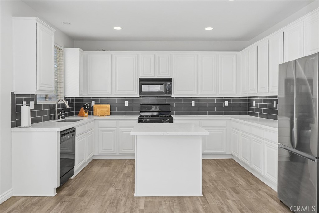 34596 Sourwood Property Photo 10