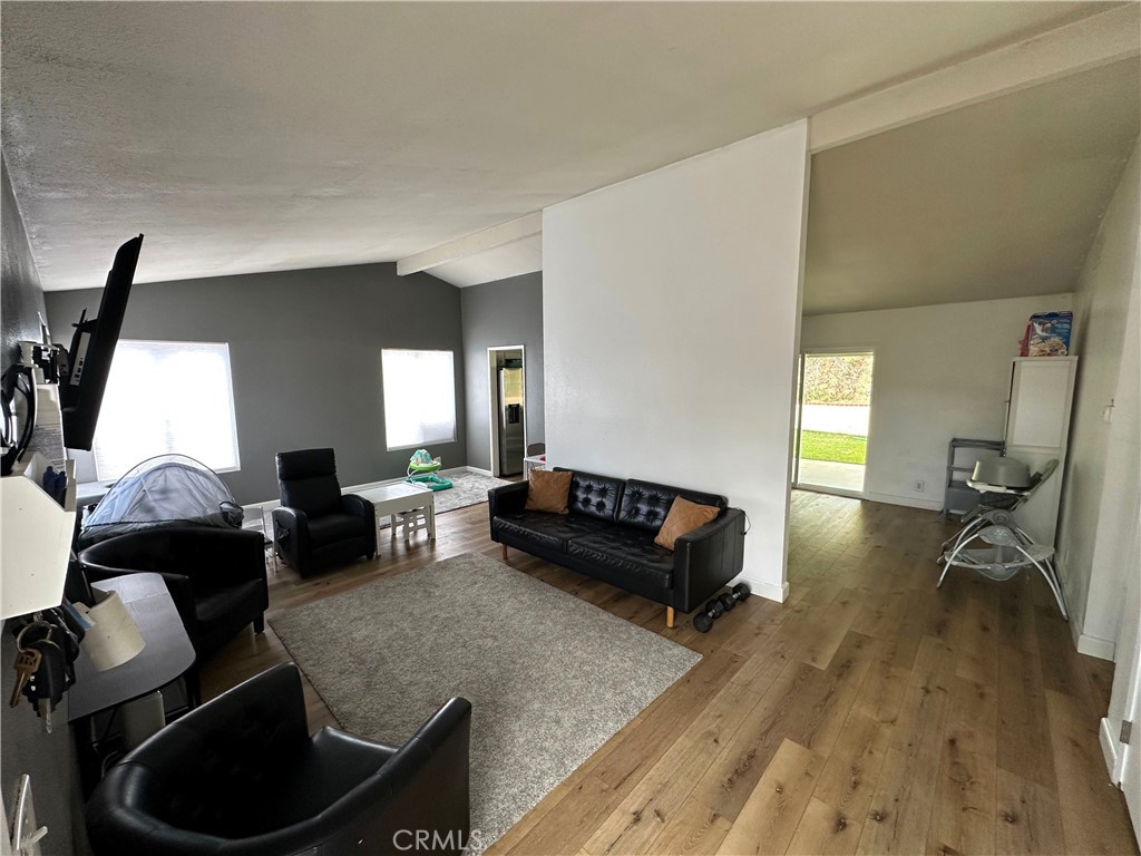 2863 Roseann Avenue Property Photo 2