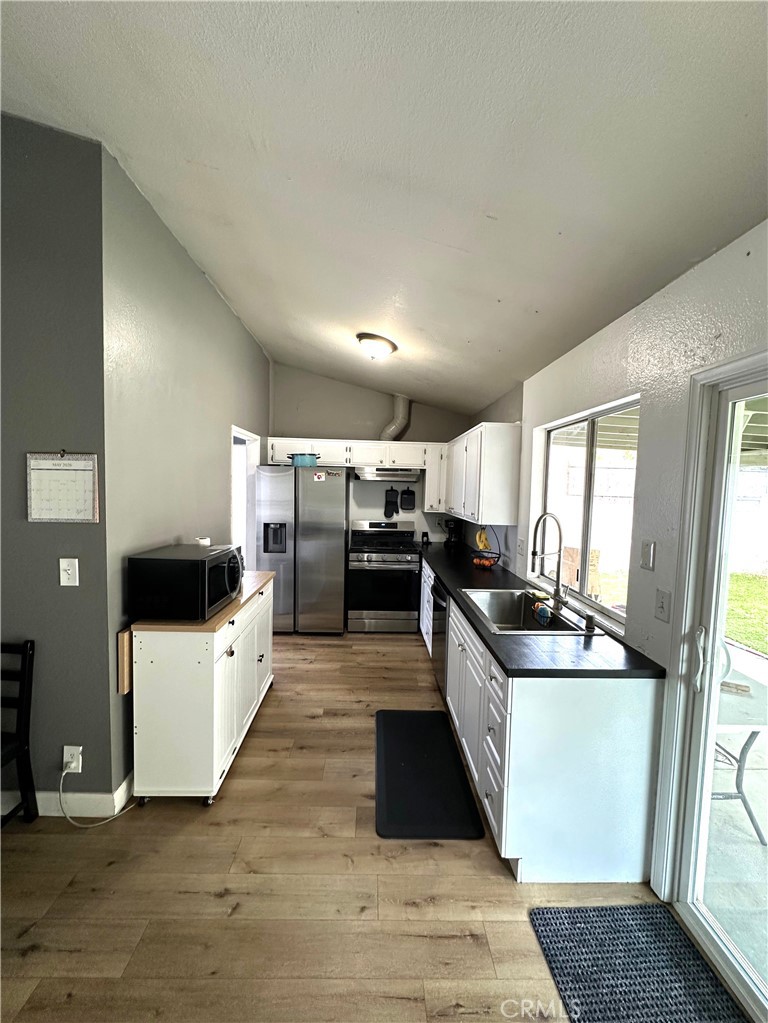 2863 Roseann Avenue Property Photo 7
