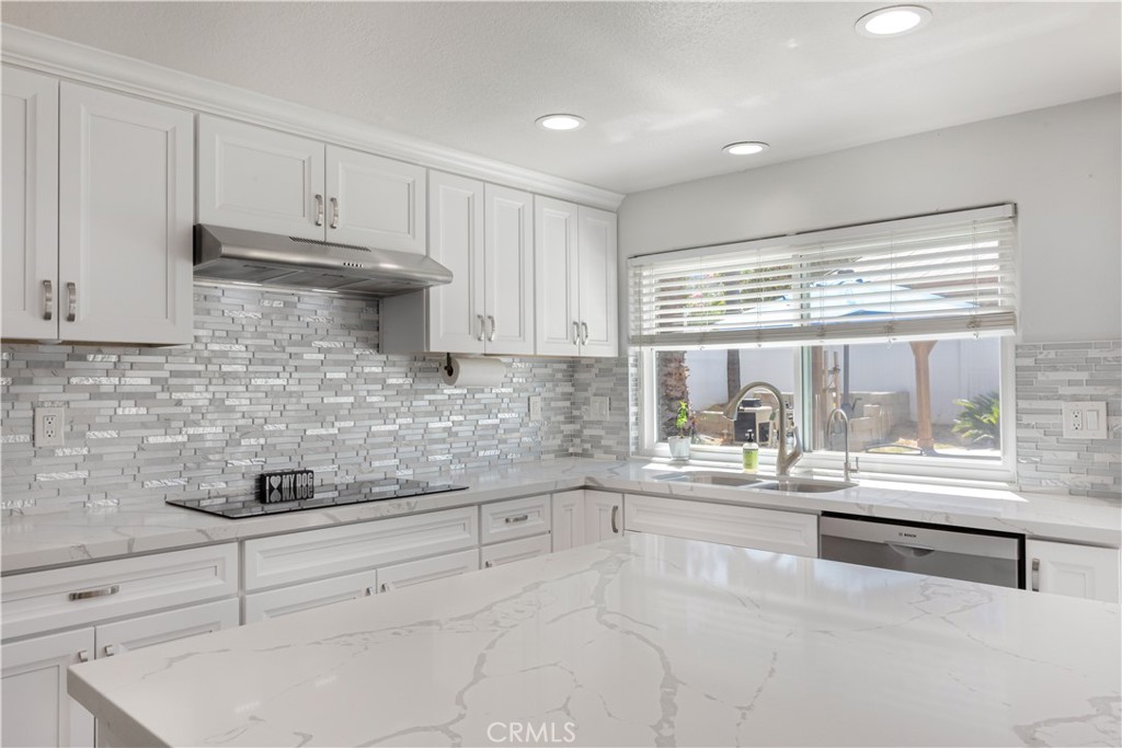 45573 Olympic Property Photo 4