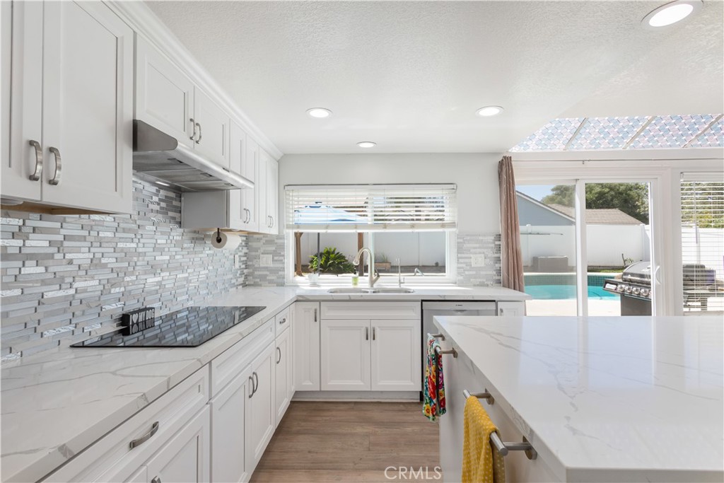 45573 Olympic Property Photo 5