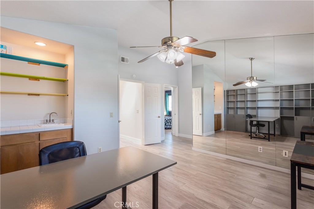 45573 Olympic Property Photo 19