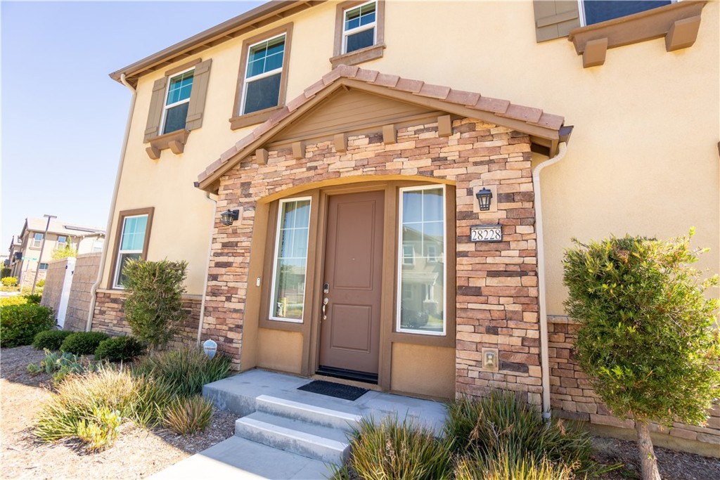 28228 Heirloom Property Photo 4