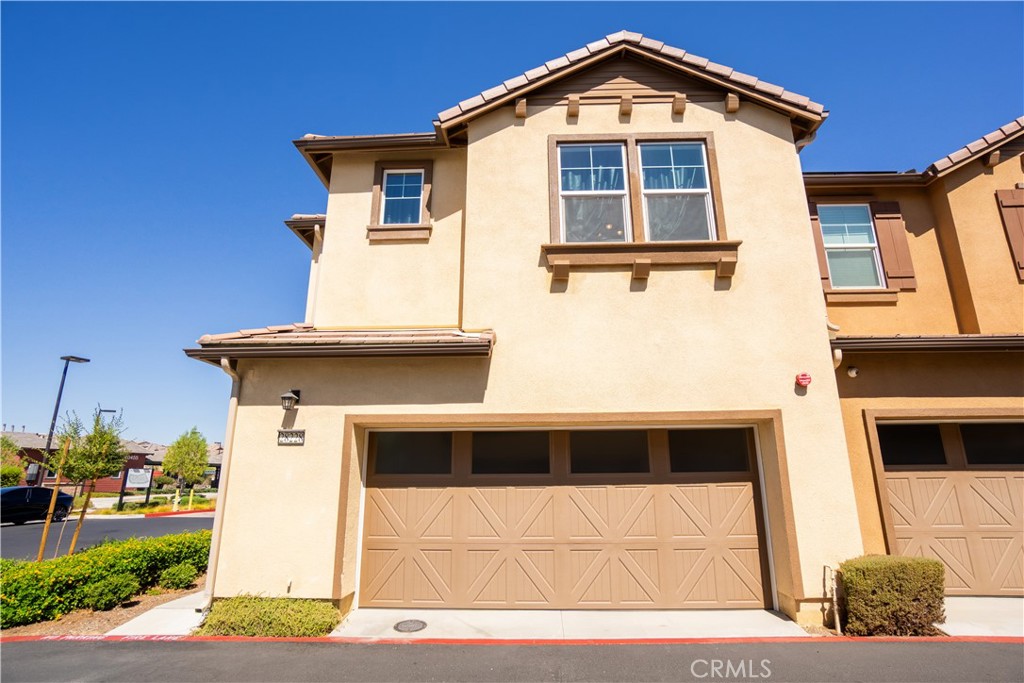 28228 Heirloom Property Photo 5
