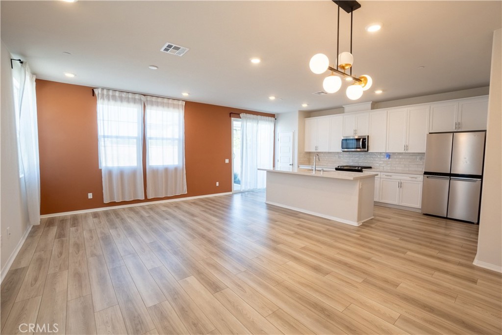 28228 Heirloom Property Photo 7