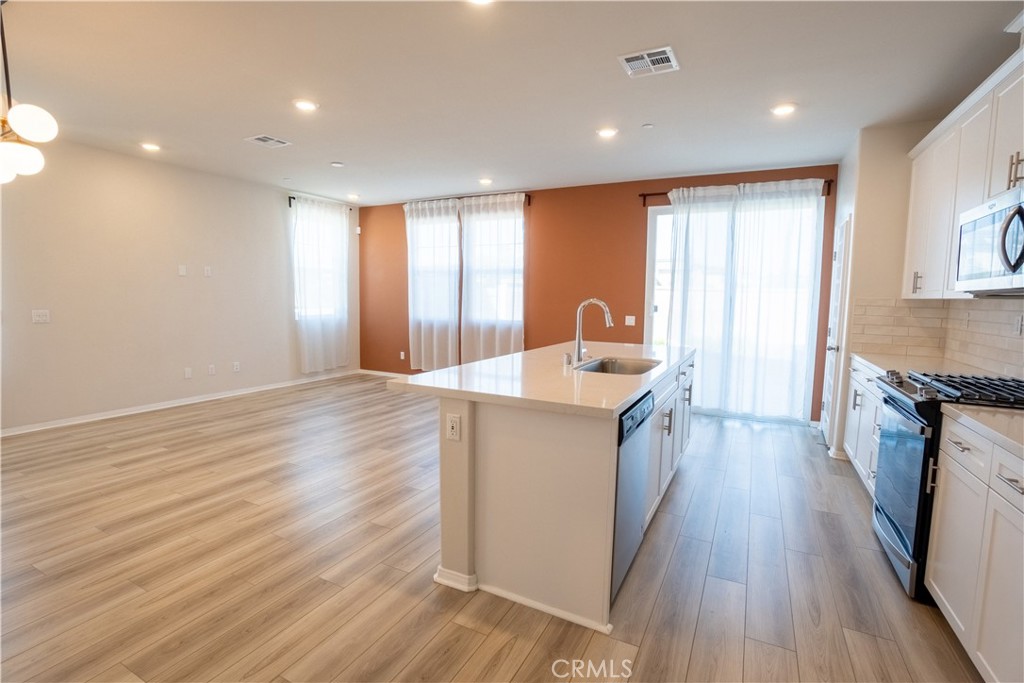 28228 Heirloom Property Photo 12