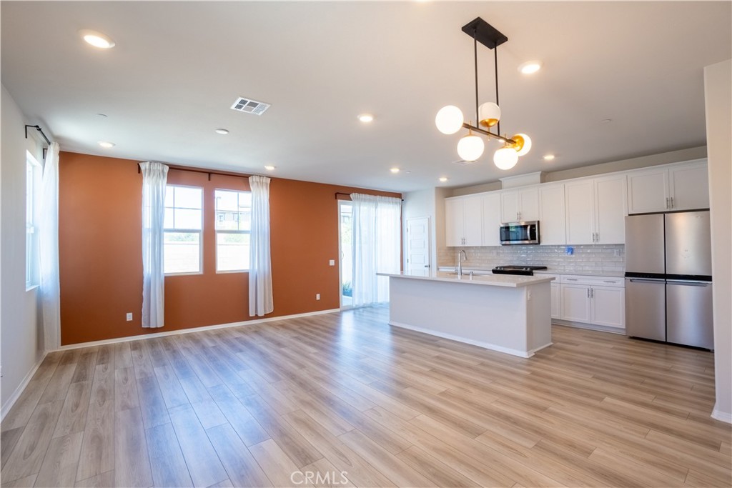 28228 Heirloom Property Photo 28