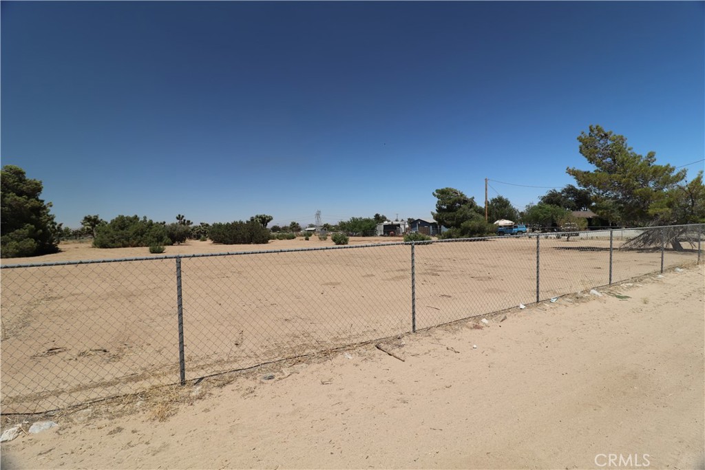 6848 Nielson Road Property Photo 3