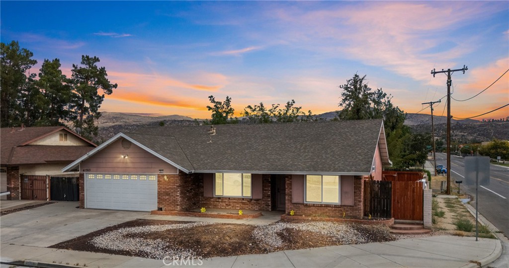 41763 Lomas Property Photo 1