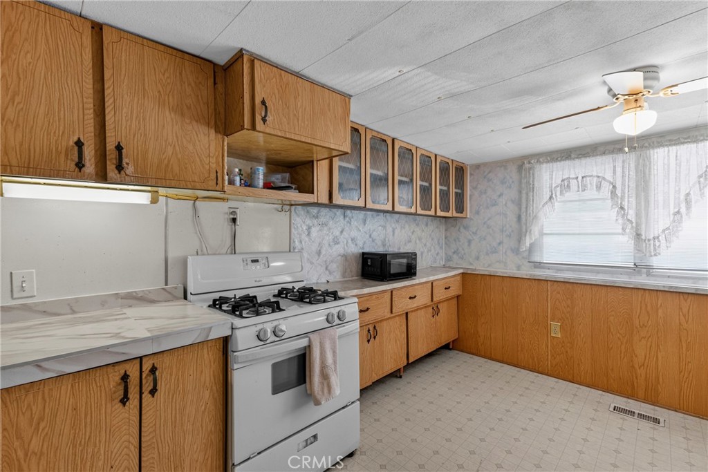 18131 Langlois Road N1 Property Photo 9
