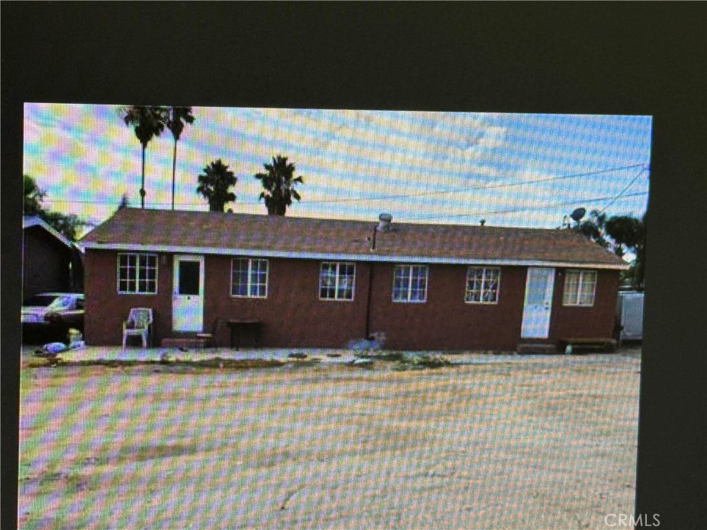 690 N Perris Boulevard C Property Photo 1