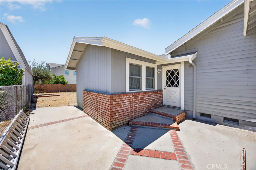 1424 De Anza Property Photo 32